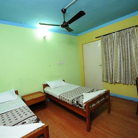 Hotel Himalaya Yoga Катманду Экстерьер фото