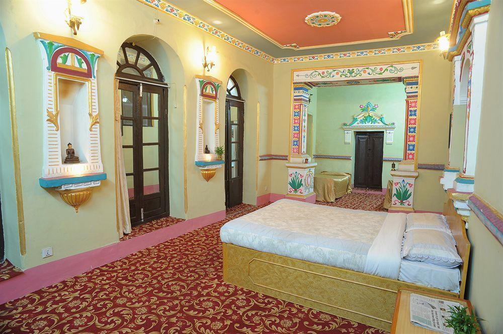 Hotel Himalaya Yoga Катманду Экстерьер фото