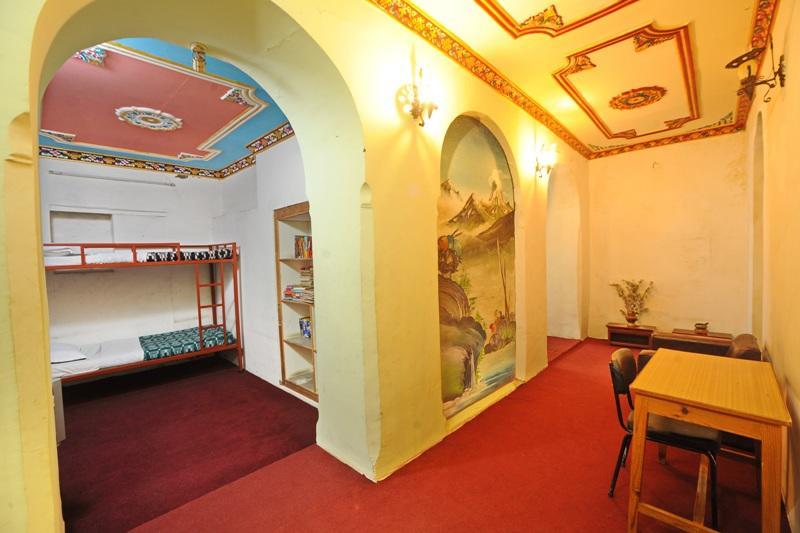 Hotel Himalaya Yoga Катманду Экстерьер фото