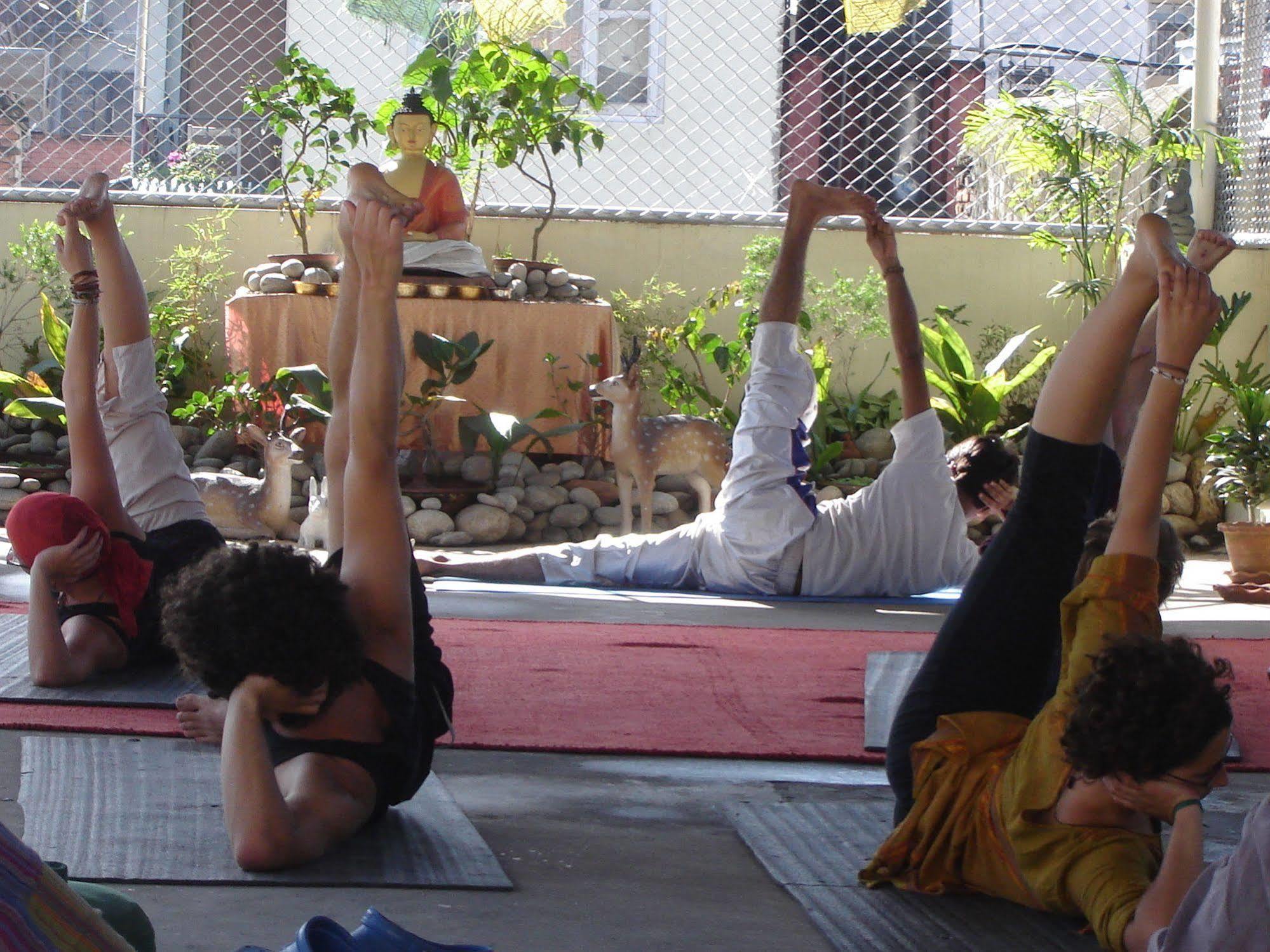 Hotel Himalaya Yoga Катманду Экстерьер фото